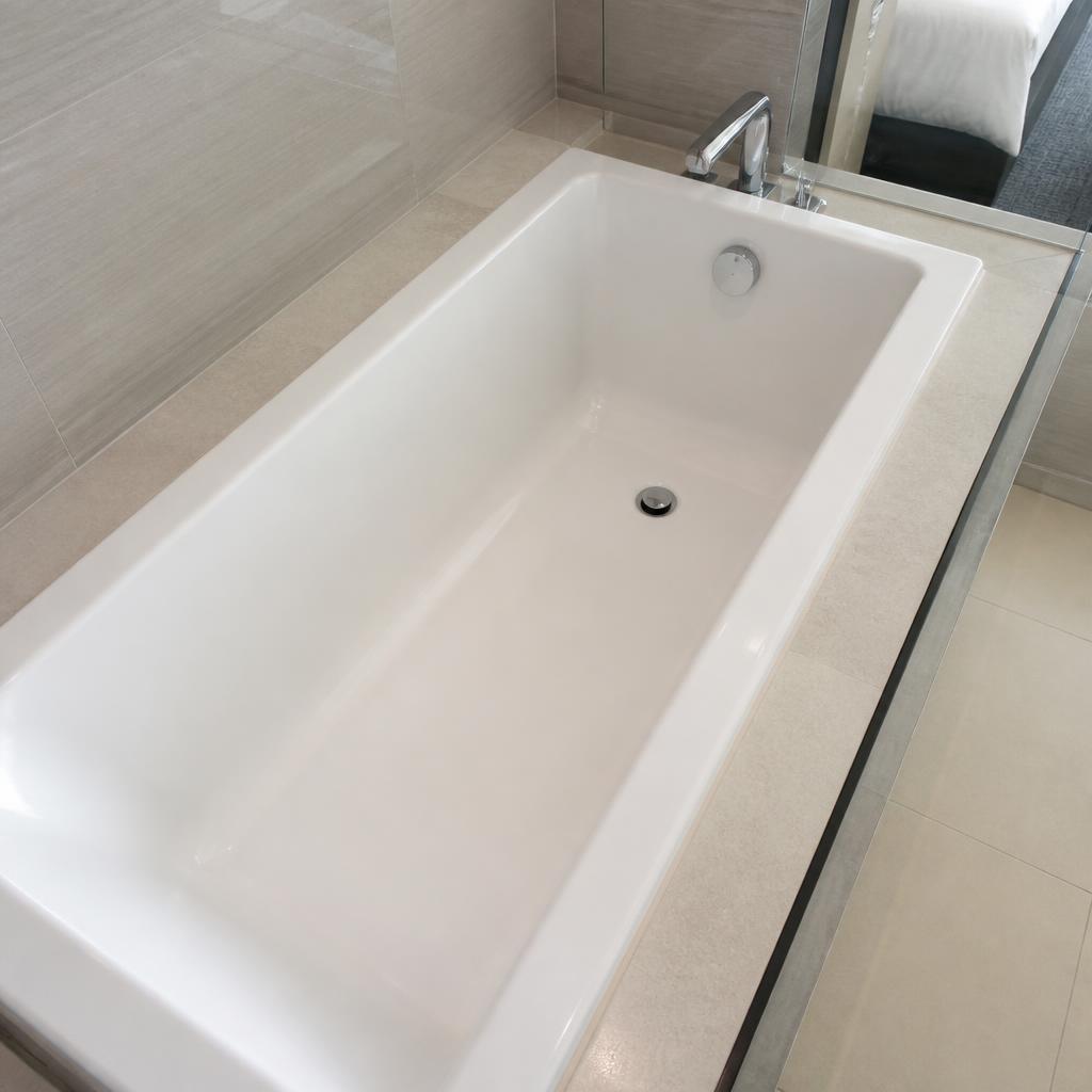 Bathtub before and after after